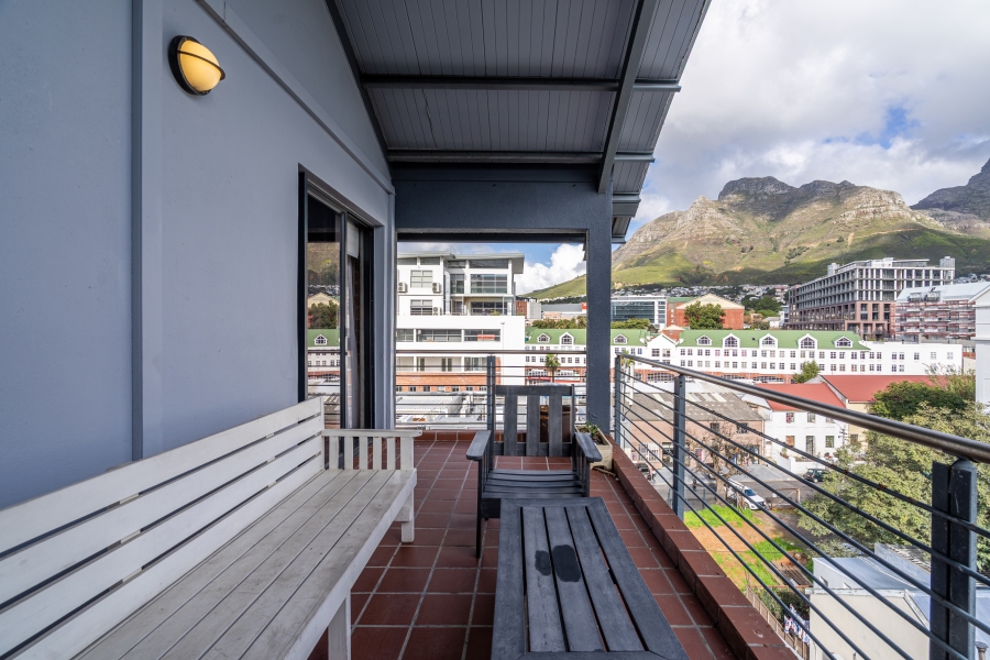 2 Bedroom Property for Sale in Cape Town City Centre Western Cape